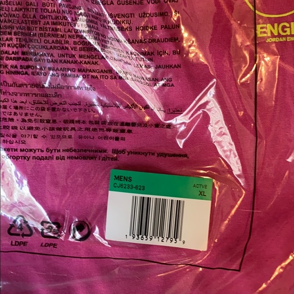 Nike Jordan Engineered 23 Crew Tee Active Fuchsia - Picture 7 of 8